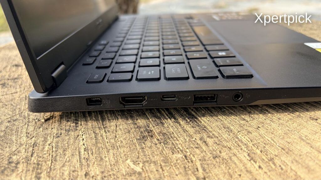 Asus TUF Gaming A14 right-side ports. (Source: Yetnesh Dubey / XpertPick)